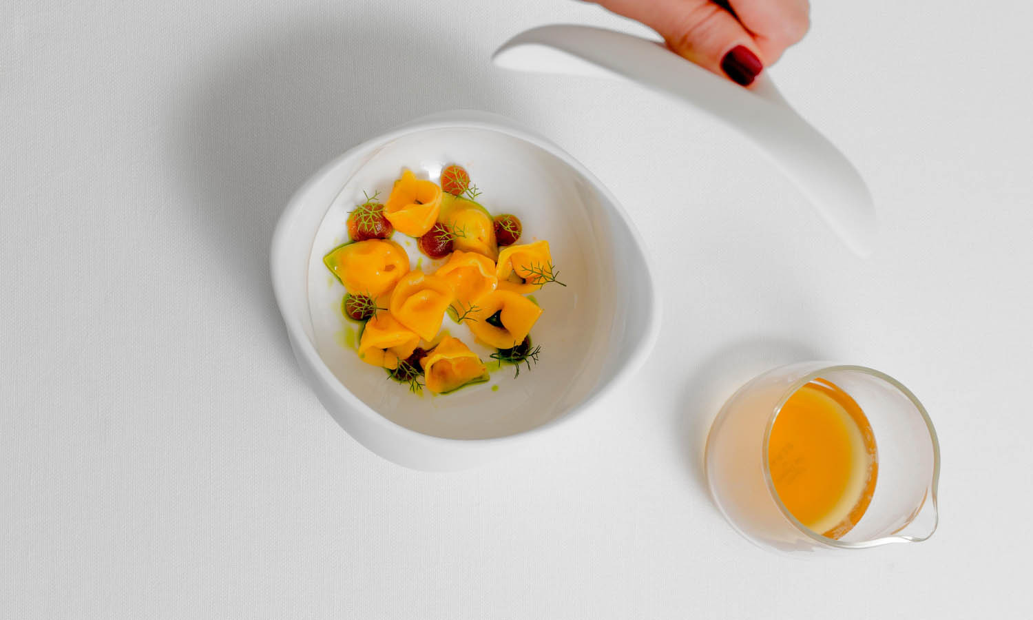 Cappelletti di astice blu, tamarindo ed essenza di crostacei - ricetta chef Antonio Lerro - Riva Restaurant - Numana