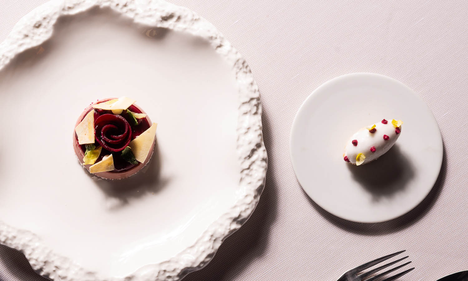 Rapa rossa, yogurt, cocco - ricetta chef Stefano Sforza - Opera - Torino
