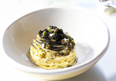 Ricetta stellata "Spaghettino burro di Normandia, limone bruciato e capperi soffiati" - chef Vincenzo Pietroluongo - Umberto a Mare * - Forio