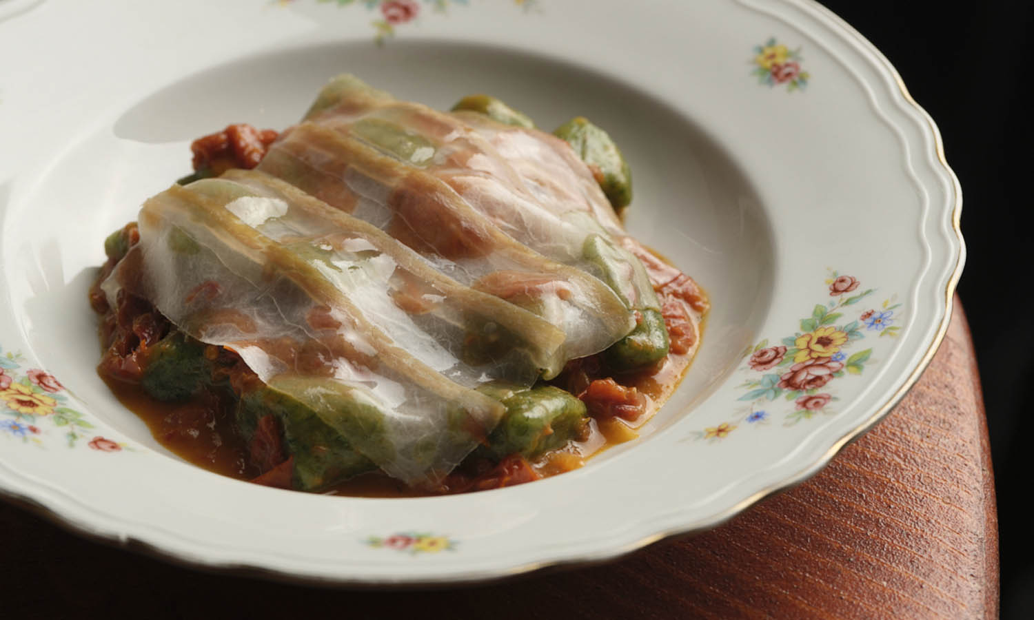 Ricetta "Gnocco all'ortica, pomodori secchi, lardo" - chef Fabrizio Pagliaroni - Buccia Trattoria - Sabaudia