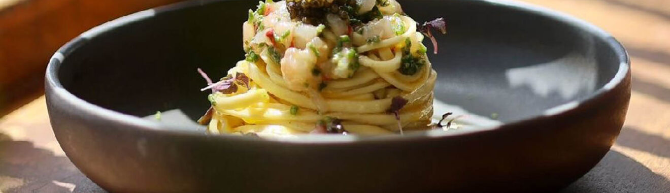 Ricetta "Tagliolino fresco, caviale, salicornia e carabineros" - chef Emanuele Lai - Flipper - Formentera